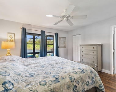 671 Sw South River Drive - Photo Thumbnail 20
