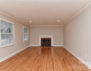 420 Seneca Place - Photo Thumbnail 4