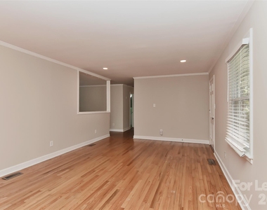 420 Seneca Place - Photo Thumbnail 7