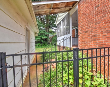 420 Seneca Place - Photo Thumbnail 35