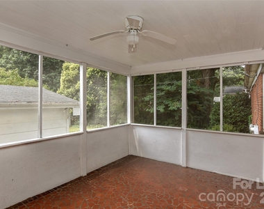 420 Seneca Place - Photo Thumbnail 26