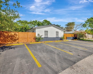 934 Nw 4th Avenue - Photo Thumbnail 5