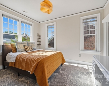 1124 Dilworth Crescent Row - Photo Thumbnail 30