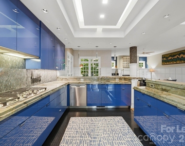 1124 Dilworth Crescent Row - Photo Thumbnail 9