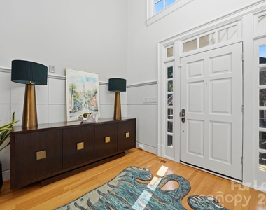 1124 Dilworth Crescent Row - Photo Thumbnail 5