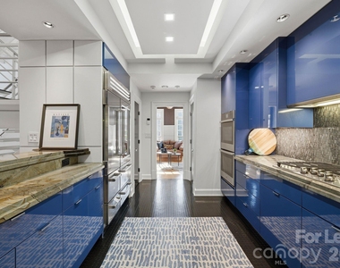 1124 Dilworth Crescent Row - Photo Thumbnail 10