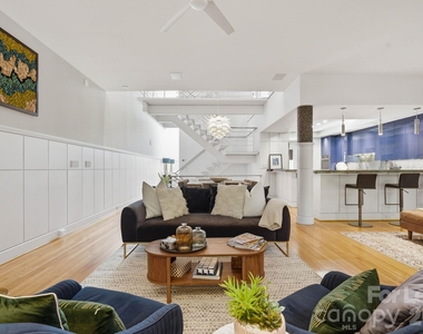 1124 Dilworth Crescent Row - Photo Thumbnail 17