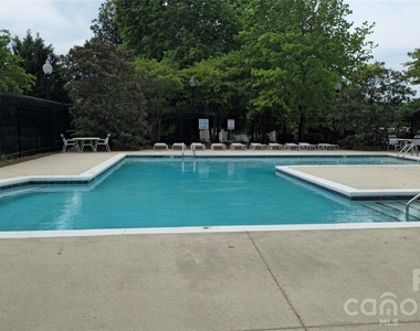 8049 Stoneham Court - Photo Thumbnail 19