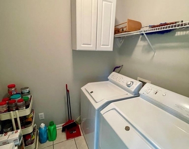 8049 Stoneham Court - Photo Thumbnail 8