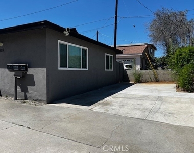 8036 Whitmore - Photo Thumbnail 14