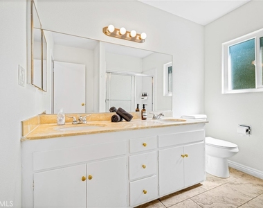 5400 Nagle Avenue - Photo Thumbnail 33