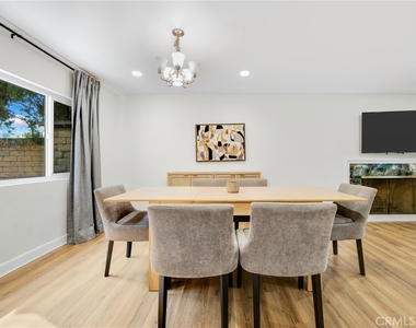 5400 Nagle Avenue - Photo Thumbnail 7