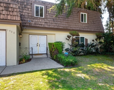 5400 Nagle Avenue - Photo Thumbnail 2