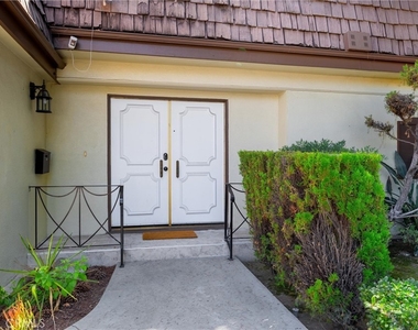 5400 Nagle Avenue - Photo Thumbnail 40