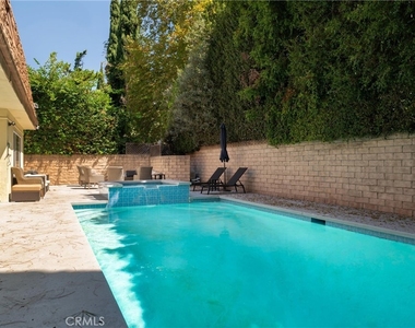 5400 Nagle Avenue - Photo Thumbnail 37
