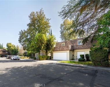 5400 Nagle Avenue - Photo Thumbnail 1
