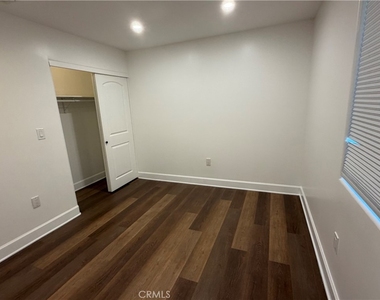 7101 Fallbrook Avenue - Photo Thumbnail 17
