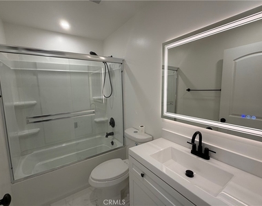 7101 Fallbrook Avenue - Photo Thumbnail 9