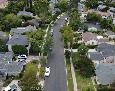 5339 Veloz Avenue - Photo Thumbnail 37