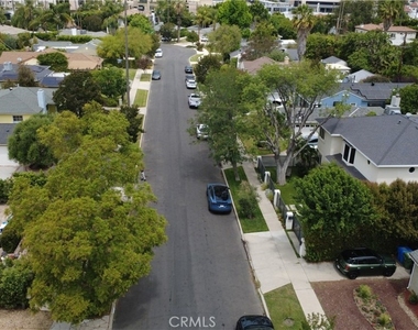 5339 Veloz Avenue - Photo Thumbnail 38