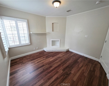 5339 Veloz Avenue - Photo Thumbnail 14