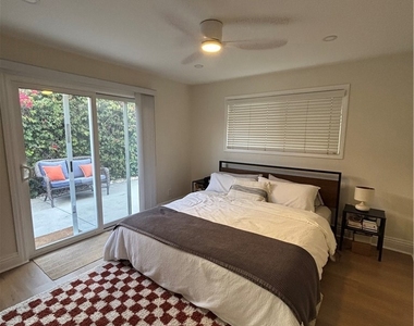 2426 Silverstrand Avenue - Photo Thumbnail 6
