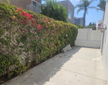 2426 Silverstrand Avenue - Photo Thumbnail 9
