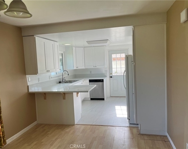 9352 Mokihana Drive - Photo Thumbnail 4