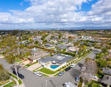 1800 Glenwood Lane - Photo Thumbnail 35