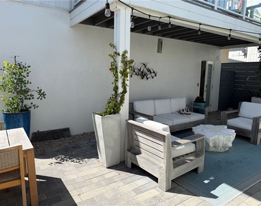 234 La Brea - Photo Thumbnail 5