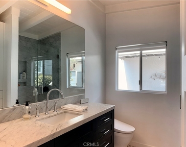 234 La Brea - Photo Thumbnail 27