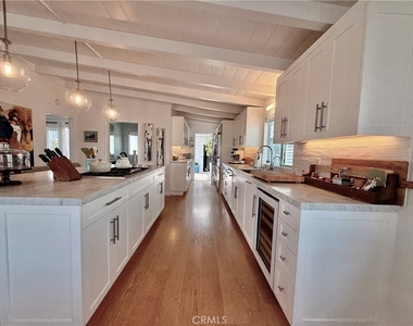 234 La Brea - Photo Thumbnail 14