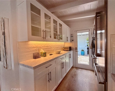 234 La Brea - Photo Thumbnail 7