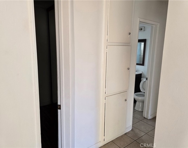 1012 Davis Avenue - Photo Thumbnail 6