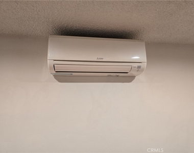 1012 Davis Avenue - Photo Thumbnail 10