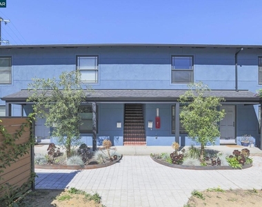 1325 Hopkins St - Photo Thumbnail 1