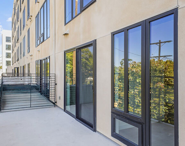 10700 Tabor Street - Photo Thumbnail 8