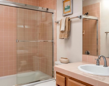 1256 Cravens Lane - Photo Thumbnail 26