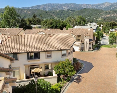 1256 Cravens Lane - Photo Thumbnail 38