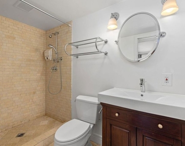 1060 Chantilly Road - Photo Thumbnail 24