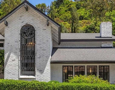 1060 Chantilly Road - Photo Thumbnail 1