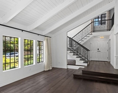 1060 Chantilly Road - Photo Thumbnail 6