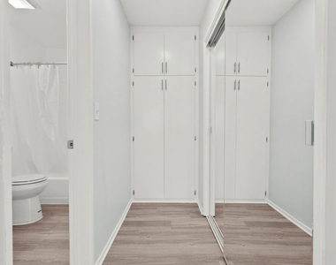 15286 Sutton Street - Photo Thumbnail 11