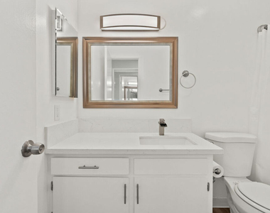 15286 Sutton Street - Photo Thumbnail 12