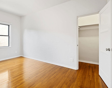 751 N Croft Avenue - Photo Thumbnail 15