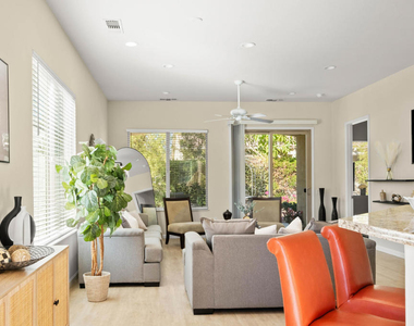 80528 Avenida San Fernando - Photo Thumbnail 2
