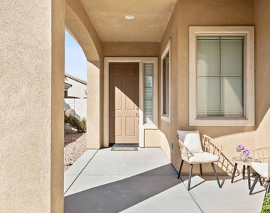 80528 Avenida San Fernando - Photo Thumbnail 1