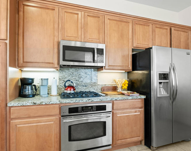 80528 Avenida San Fernando - Photo Thumbnail 9