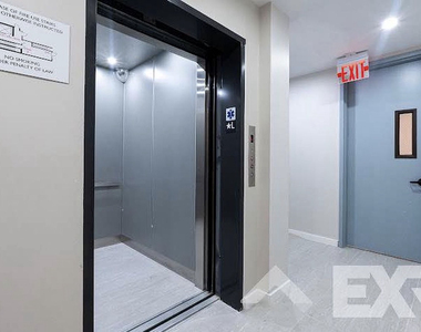 3216 Glenwood Road - Photo Thumbnail 15