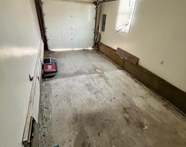 94 Roger Avenue - Photo Thumbnail 30